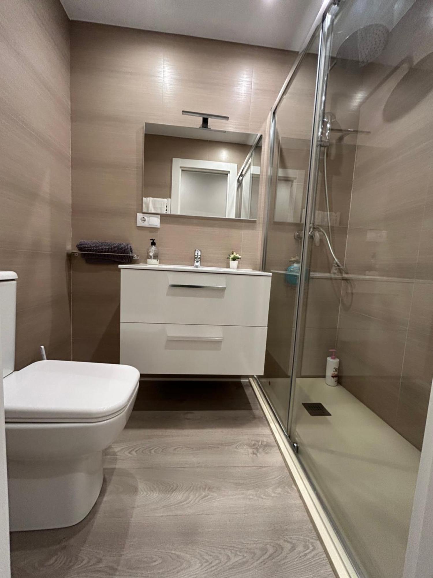 Burgo Alojamientos Castellana Jardin 1 Y 2 Parking Y Piscina Gratis!! מראה חיצוני תמונה